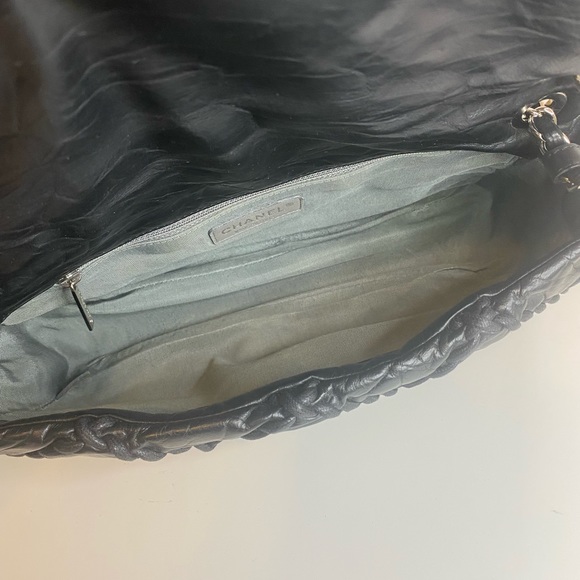 SOLD❌ Authentic Chanel Ultra Stitch Bag - Picture 9 of 16